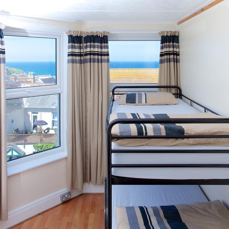The Escape Villa Newquay  Room photo